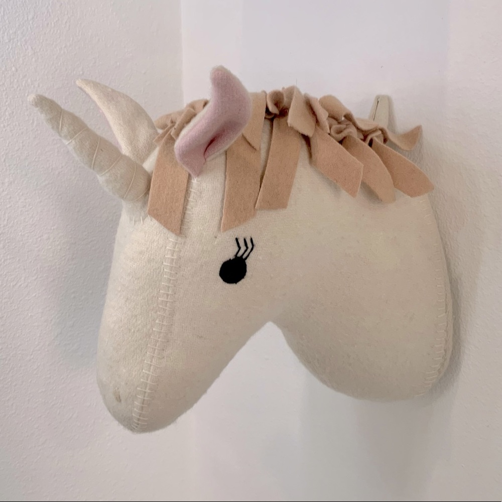 Pillowfort Plush Unicorn 🦄 Head Wall Mount